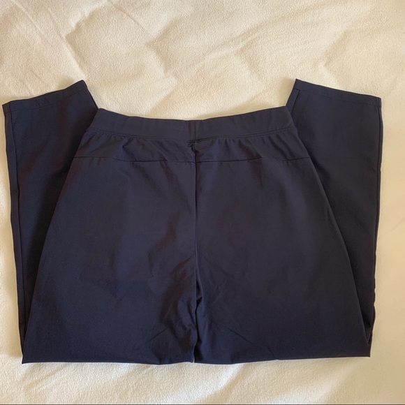 Uniqlo active jogger style ankle pants - Picture 4 of 4